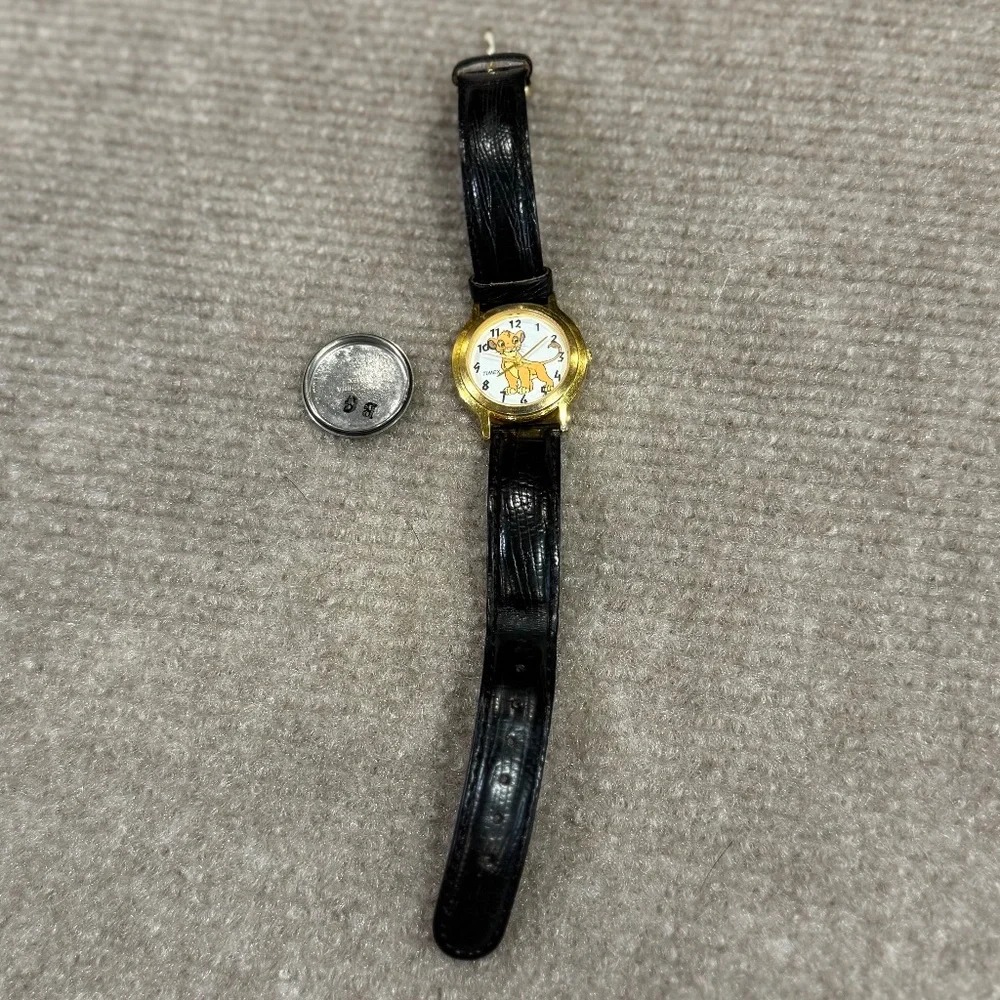 Timex‎ Disney Simba Watch Women Lion King 28mm Gold Tone Leather Band FOR PARTS